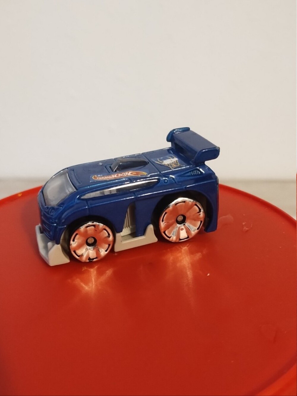 Hot Wheels Blue Car Toy2004 Hot Wheels Blue Diecast Car McDonalds Happy Meal Toy